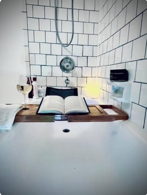 Apartment Pristine Montrose Walkable Half Block To Menil Museum *