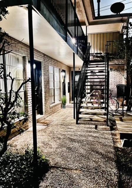 Pristine Montrose Walkable Half Block To Menil Museum * Houston